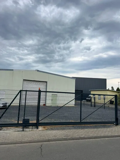 Industriezaun in Braunschweig - fachgerechte Ausführung vor Ort
